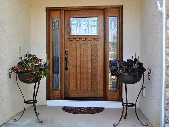 3rd image of 6261 Jeffrelyn Dr