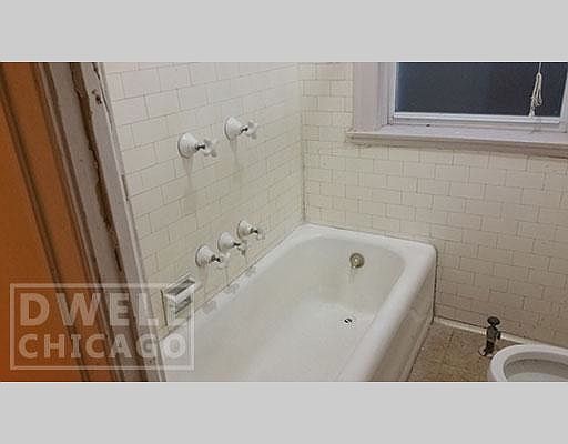 4th image of 7925 S Langley Ave APT 3
