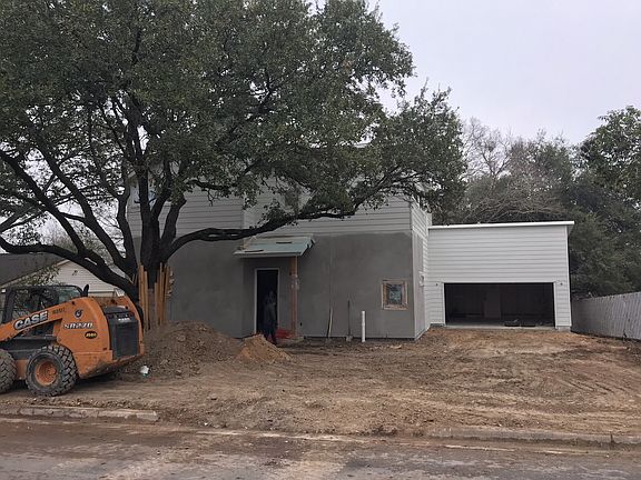 2nd image of 6803 Mira Loma Ln