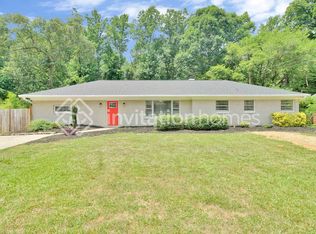 6205 King George Dr, Charlotte, NC 28213