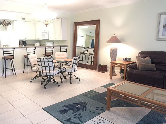3rd image of 60 Surfview Dr APT 714