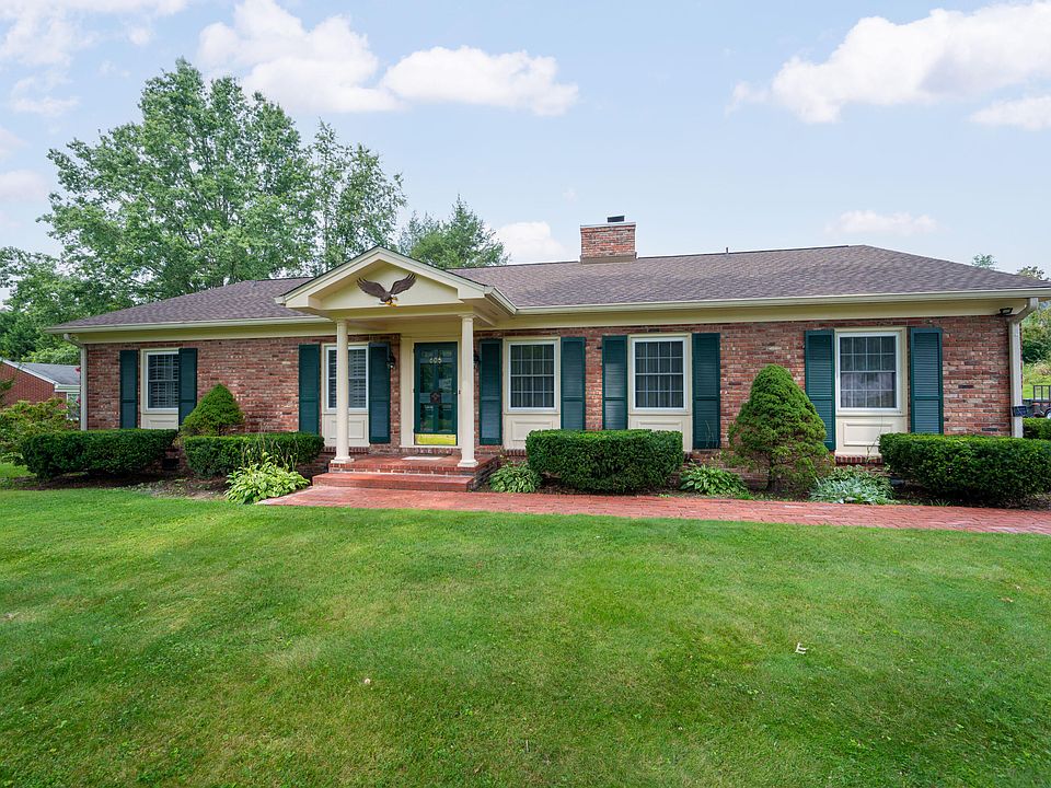 1st image of 605 Dogwood Ln