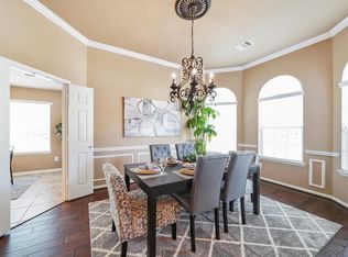 1934 Golden Creek Ln, Richmond, TX 77469
