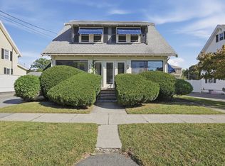 4 Henry Ave, Woburn, MA 01801