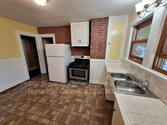 5th image of 21 Union St