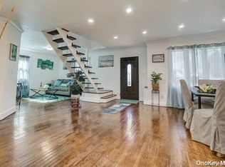 5 Virginia Pl, Valley Stream, NY 11581