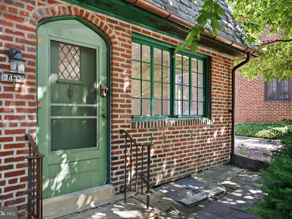 3433 W Penn St, Philadelphia, PA 19129