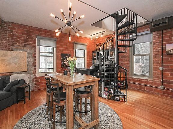 4th image of 408 W Saint Clair Ave APT 322