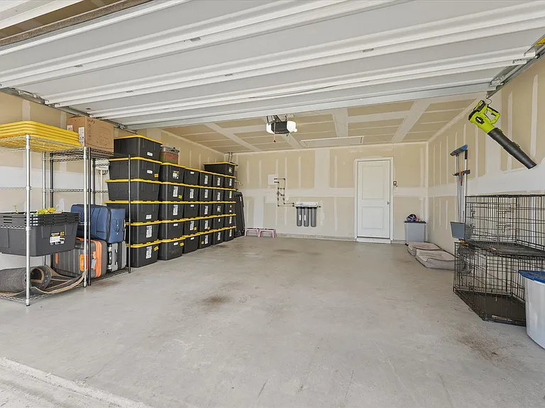 2403 Hesperus Ave — Photo 17