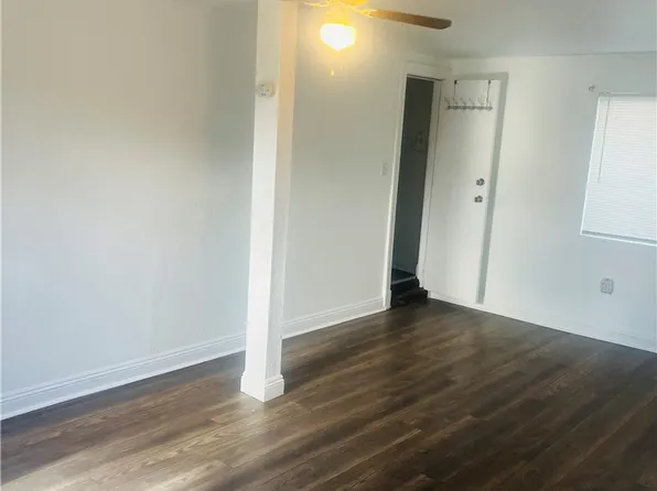 645 E King St, Rialto, CA 92376