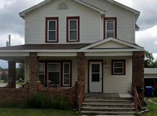 103 1st St NE #1, Oelwein, IA 50662