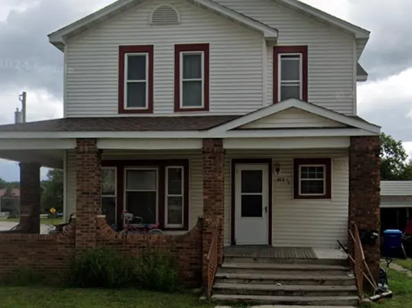 103 1st St NE, Oelwein, IA