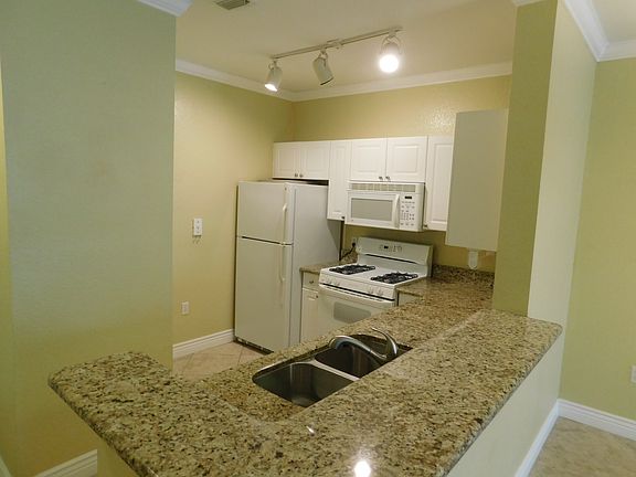 4th image of 2713 Via Murano Unit 224
