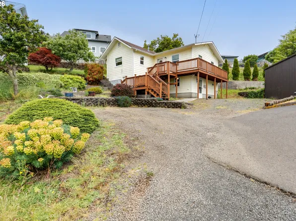 97 Dresden St, Astoria, OR 97103