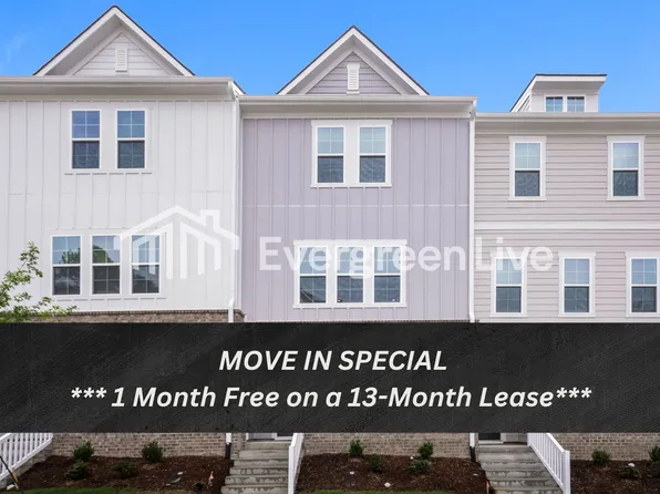 1018 Postmaster Ln, Knightdale, NC