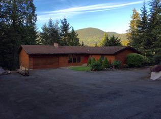 25019 SE Mirrormont Way, Issaquah, WA 98027