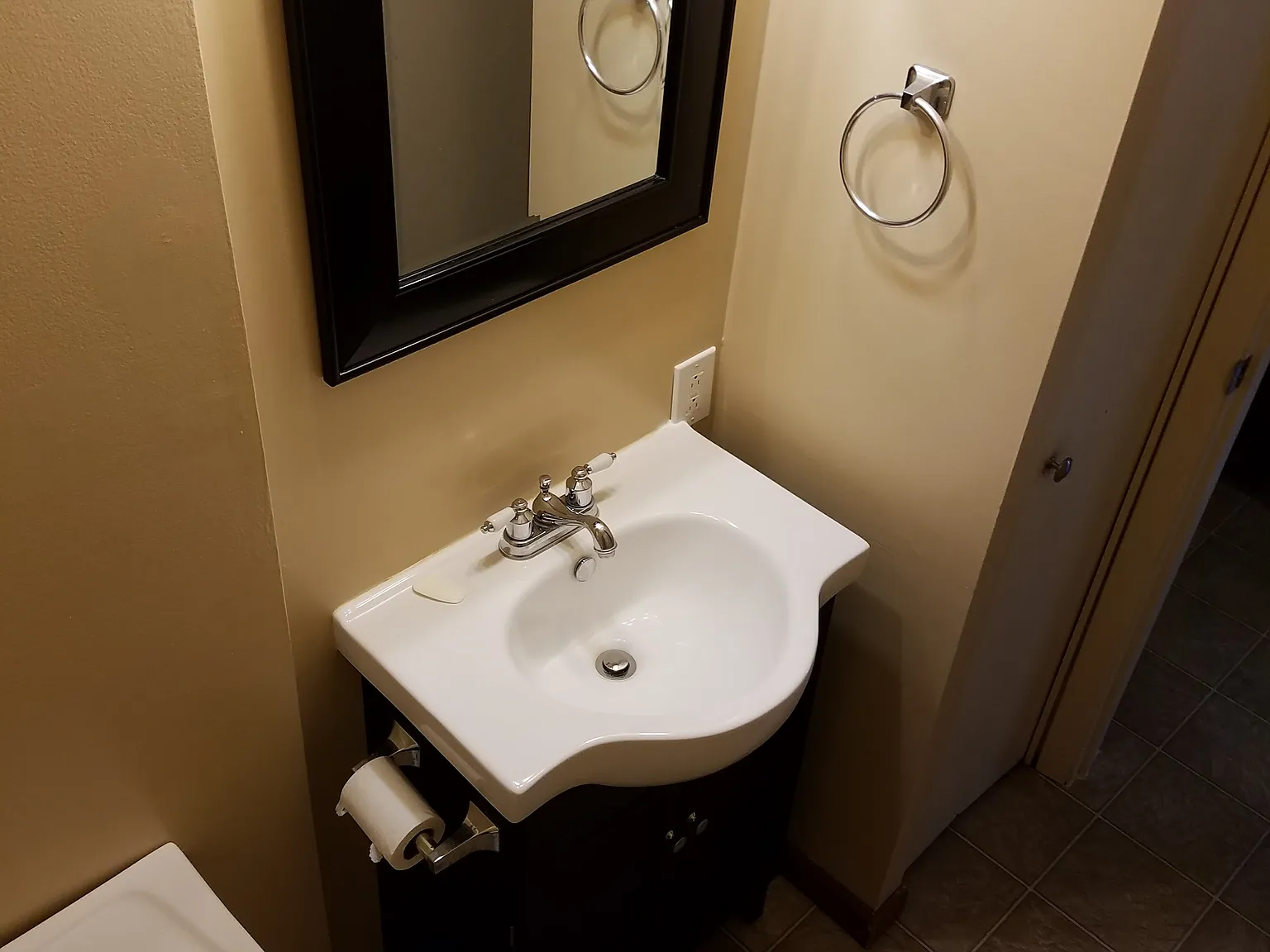 3 Bed 1.5 Bath Duplex - Jackson Township School — Photo 2