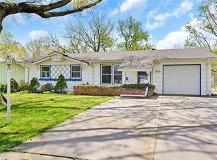 7601 W 96th St, Overland Park, KS 66212