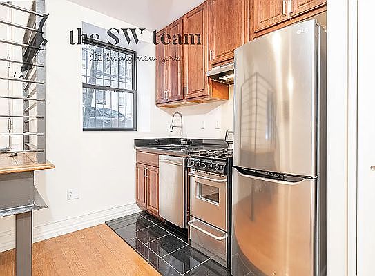 3rd image of 618 W 164th St #1Z