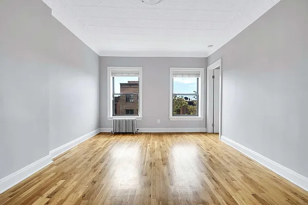 Rented by Compass | media 10