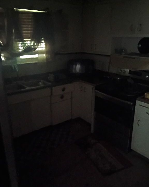 2nd image of 114 Poplar St