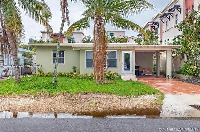 1st image of 1025 NE 17th Way