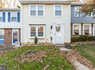 8032 Steeple Chase Ct, Springfield, VA 22153