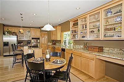 3rd image of 46726 SE 129th St