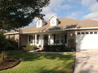 4686 Lovegrass Ln, Crestview, FL 32539