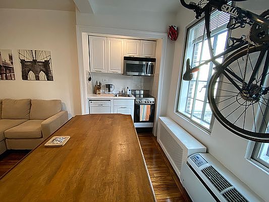 5th image of 5 Tudor City Pl APT 1622