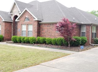 2106 Joyce Dr, Lavaca, AR 72941
