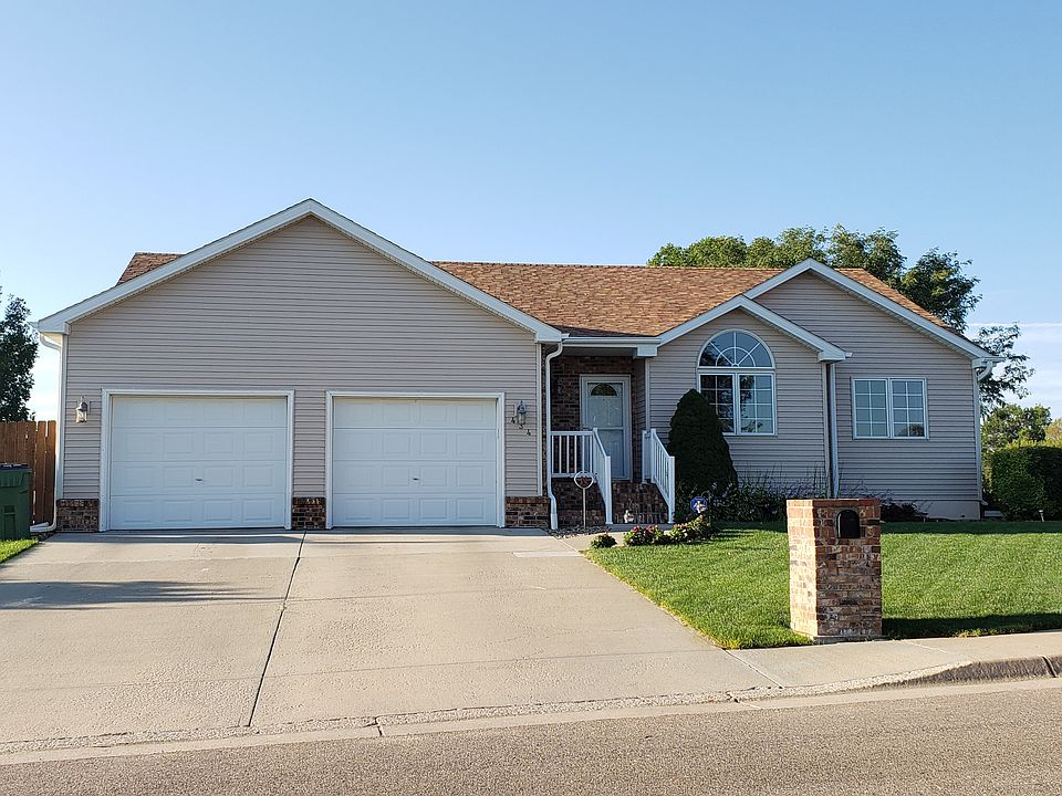 1st image of 434 Seminole Dr