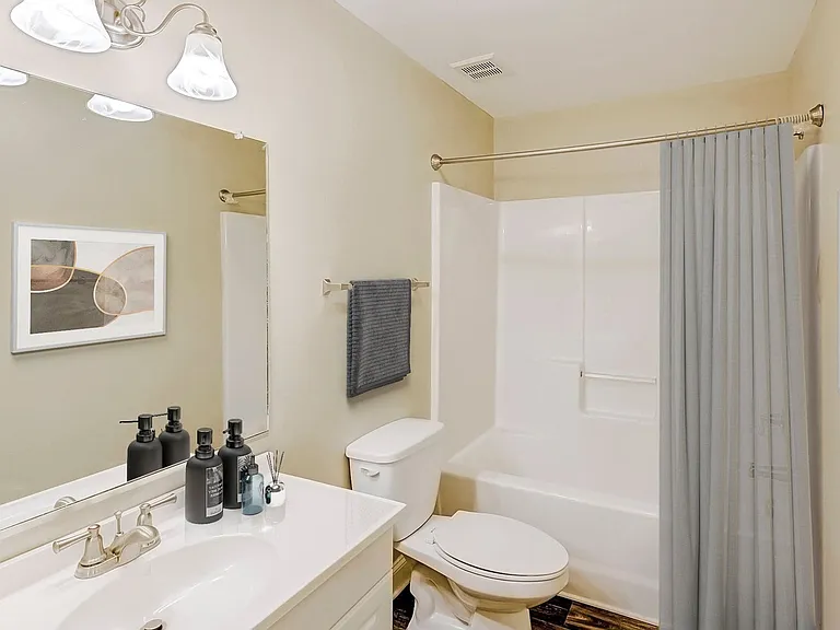 Brandemere Apartment Homes — Photo 47