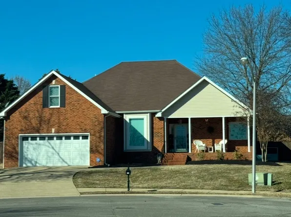2703 Comer Dr, Murfreesboro, TN 37128