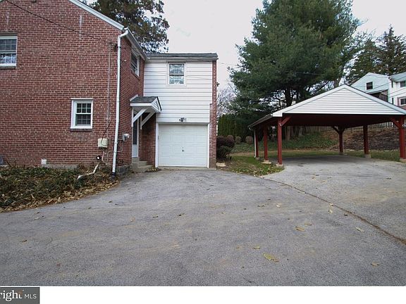 2nd image of 1007 Aikens Ln
