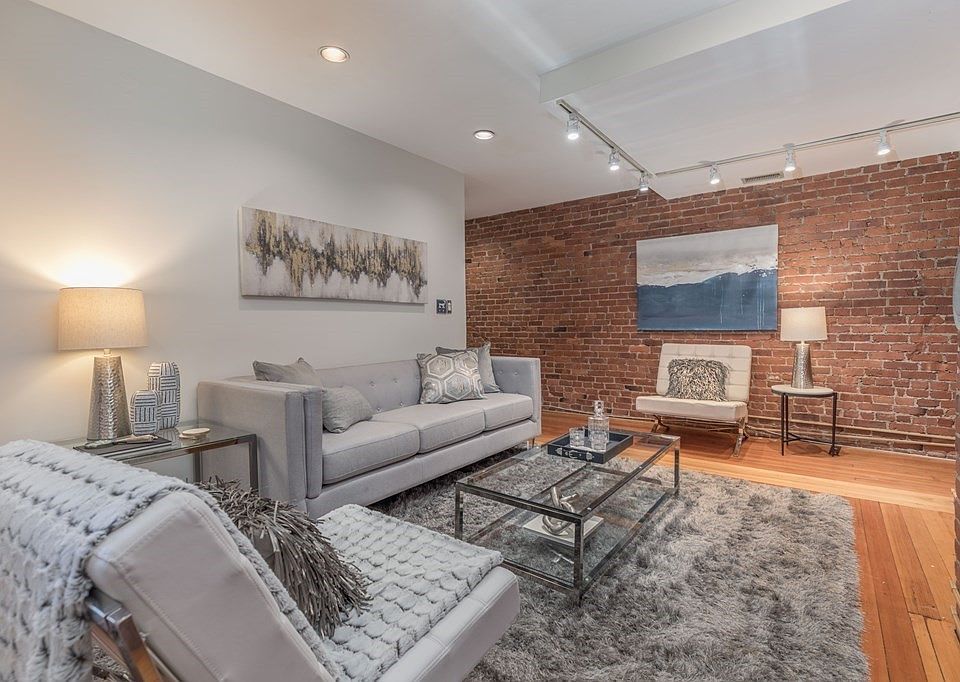 1st image of 111 Gainsborough St Unit 308