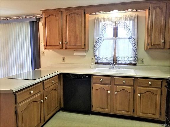 2nd image of 7257 Winbert Dr