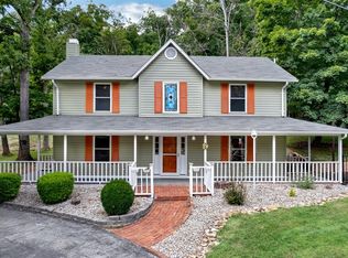 416 Marina Dr, Lake Sherwood, MO 63357