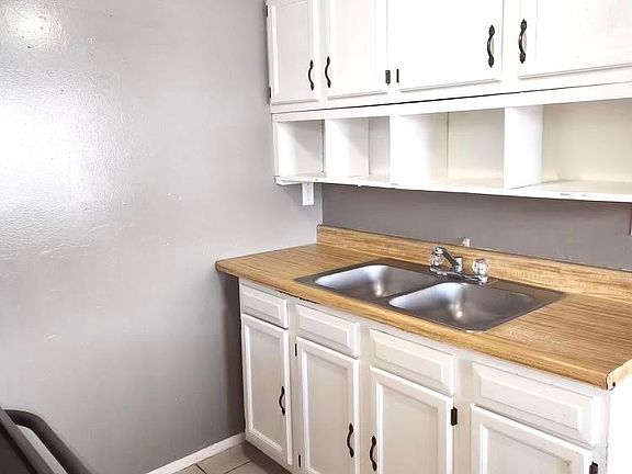 4th image of 1422 Harbor Island Dr #22