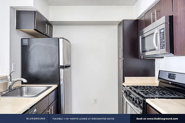 Rented by The Blueground | media 48