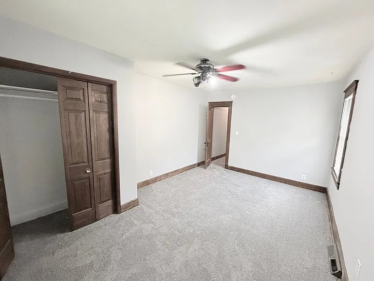 1217 N Spring St — Photo 5