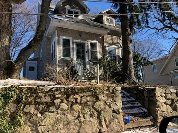 16 Hirsh Ter, Dedham, MA 02026
