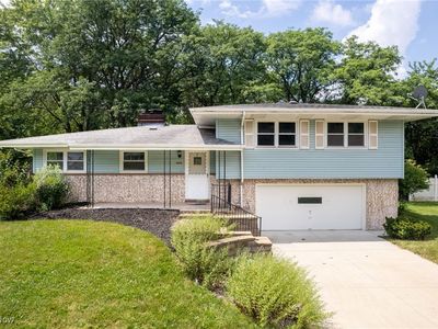 7654 Ragall Pkwy, Middleburg Heights, OH, 44130