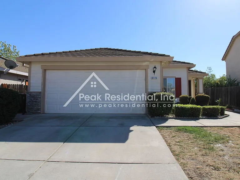 8176 Drais Way — Photo 2