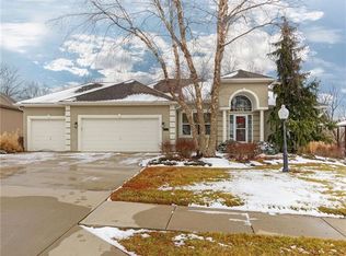 6837 N Hardesty Ave, Kansas City, MO 64119