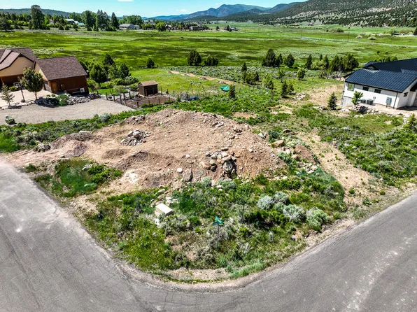 111 S Ponderosa Rd, Pine Valley, UT 84781