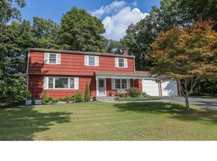 10 Hearthstone Dr, Bethel, CT 06801