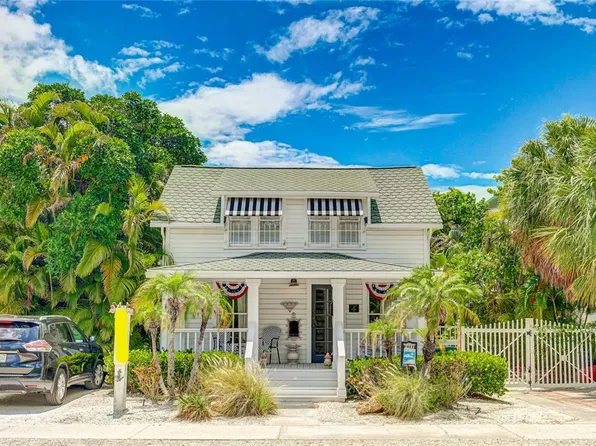 409 Pine Ave, Anna Maria, FL 34216
