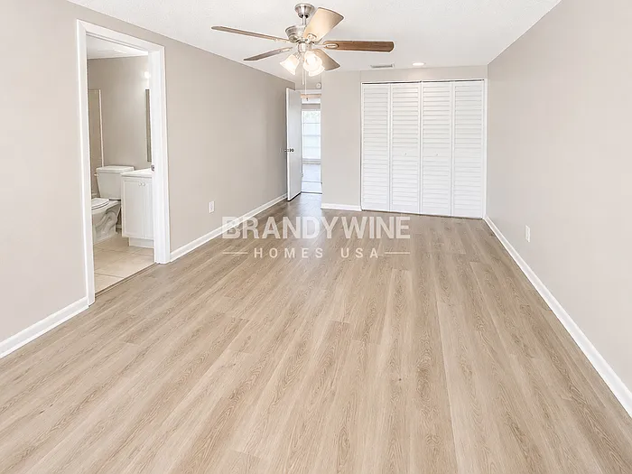 8524 Pinehurst Dr — Photo 10