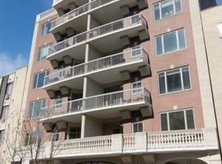 508 W Melrose St #L-2, Chicago, IL 60657